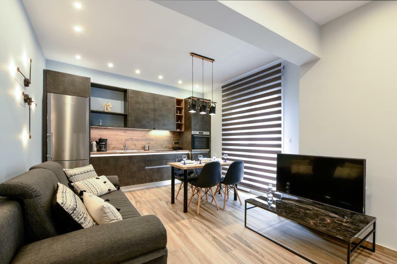 Adell Luxury Apartments Kavala Buitenkant foto