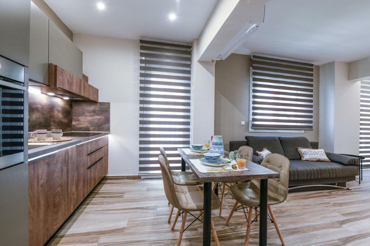 Adell Luxury Apartments Kavala Buitenkant foto