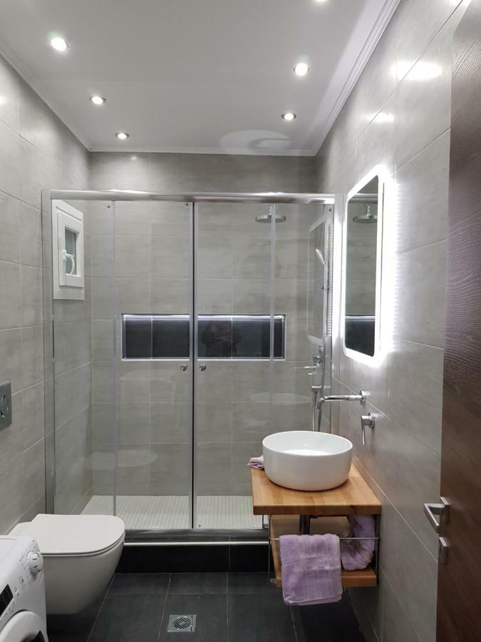 Adell Luxury Apartments Kavala Buitenkant foto